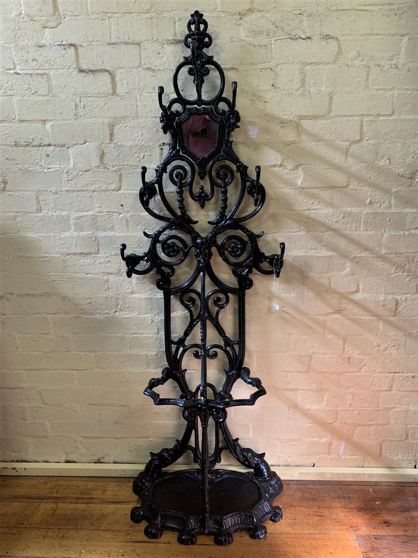 https://pageantiques.com.au/wp-content/uploads/2021/08/AT1211s-hallstand.jpg