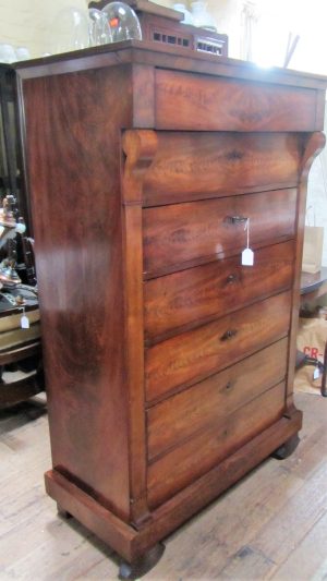 AT1180 Biedermeier Chest