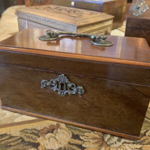 AT1278  18th Century Box