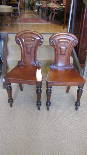 ZZ2524 Pair of Hall Chairs