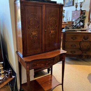 ZZ3545 Inlaid Mahogany Cabinet