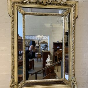 ZZ4071 Cushion Mirror