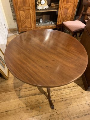 ZZ4404 Tilt Top Wine table