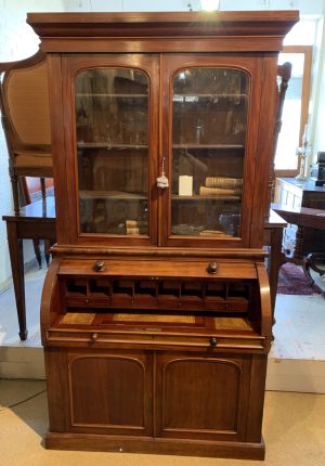 ZZ4534 Victorian Bureau Bookcase