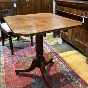 ZZ4796 Georgian Table