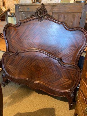 ZZ4947 French Mahogany Bed