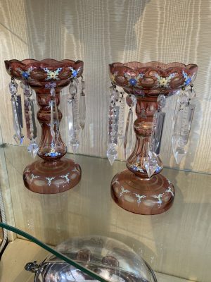 ZZ4997F Pair of Cranberry Lustres