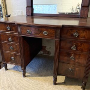 ZZ5025 Georgian Desk