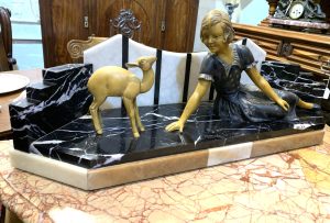 ZZ5029  Art Deco Maiden and Deer