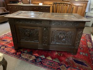 ZZ5085 17th Century Oak Coffer