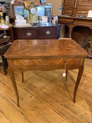 ZZ5429 French Walnut Side Table