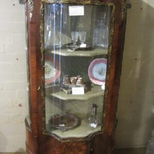 ZZ5553 Shaped Rosewood Vitrine