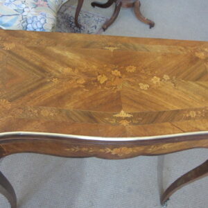 ZZ5565  Inlaid Fold Over Table