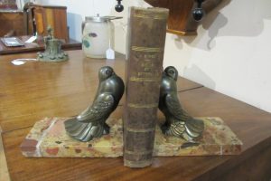 ZZ5576 Pair of Art Deco Doves