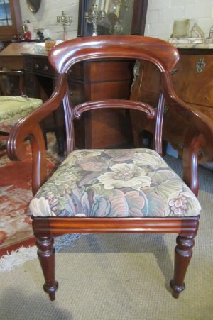 ZZ5645   Early Victorian Chair